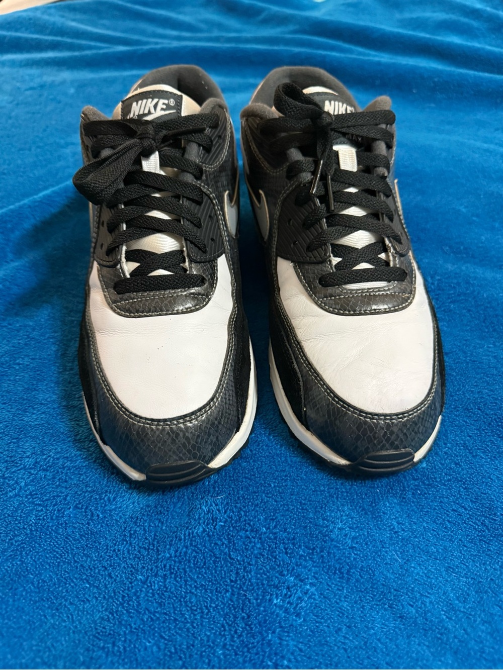 Nike Air Max 90 QS "Python" sneakers white, black, and grey.Mens size 11